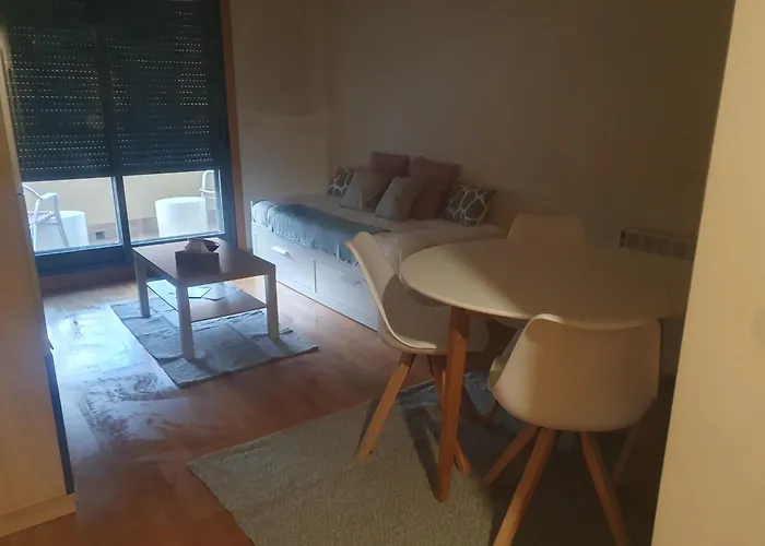 En Urbanización Con Piscina En Playa De Silgar *