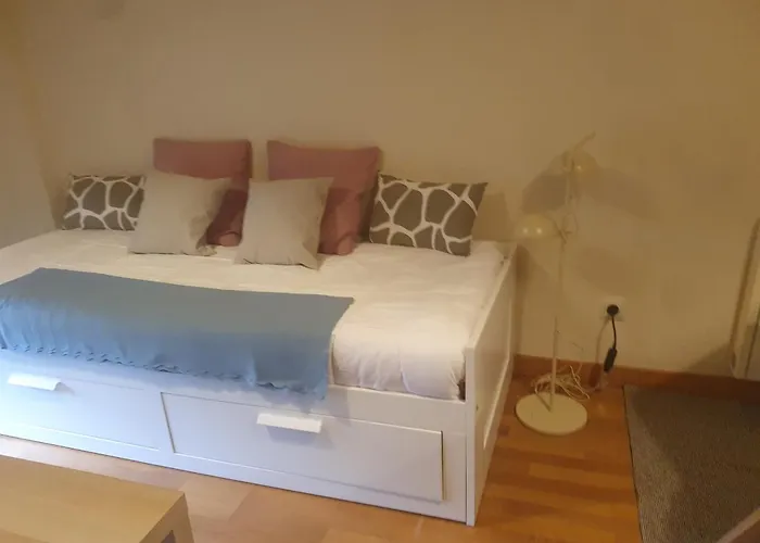 Apartamento En Urbanización Con Piscina En Playa De Silgar Sanxenxo