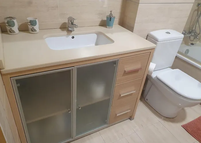 En Urbanización Con Piscina En Playa De Silgar