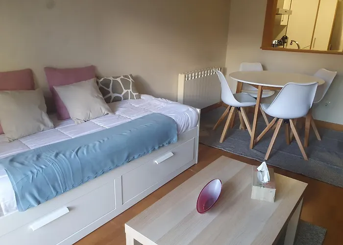 En Urbanización Con Piscina En Playa De Silgar Apartamento