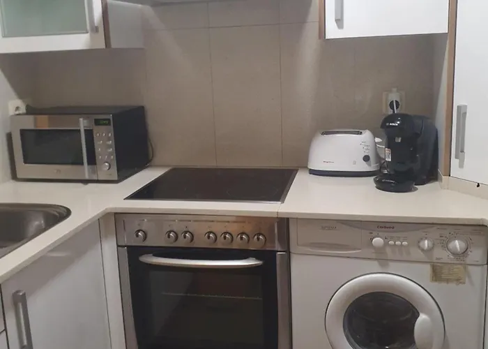 En Urbanización Con Piscina En Playa De Silgar Apartamento *